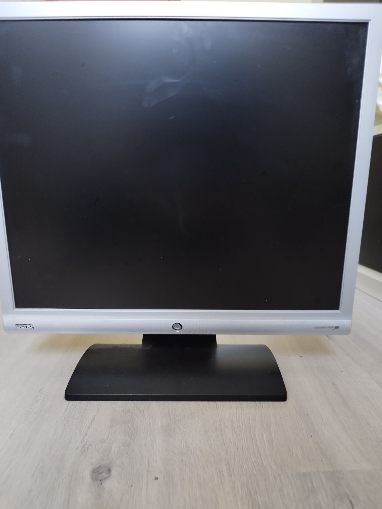 Monitor BenQ 60hz