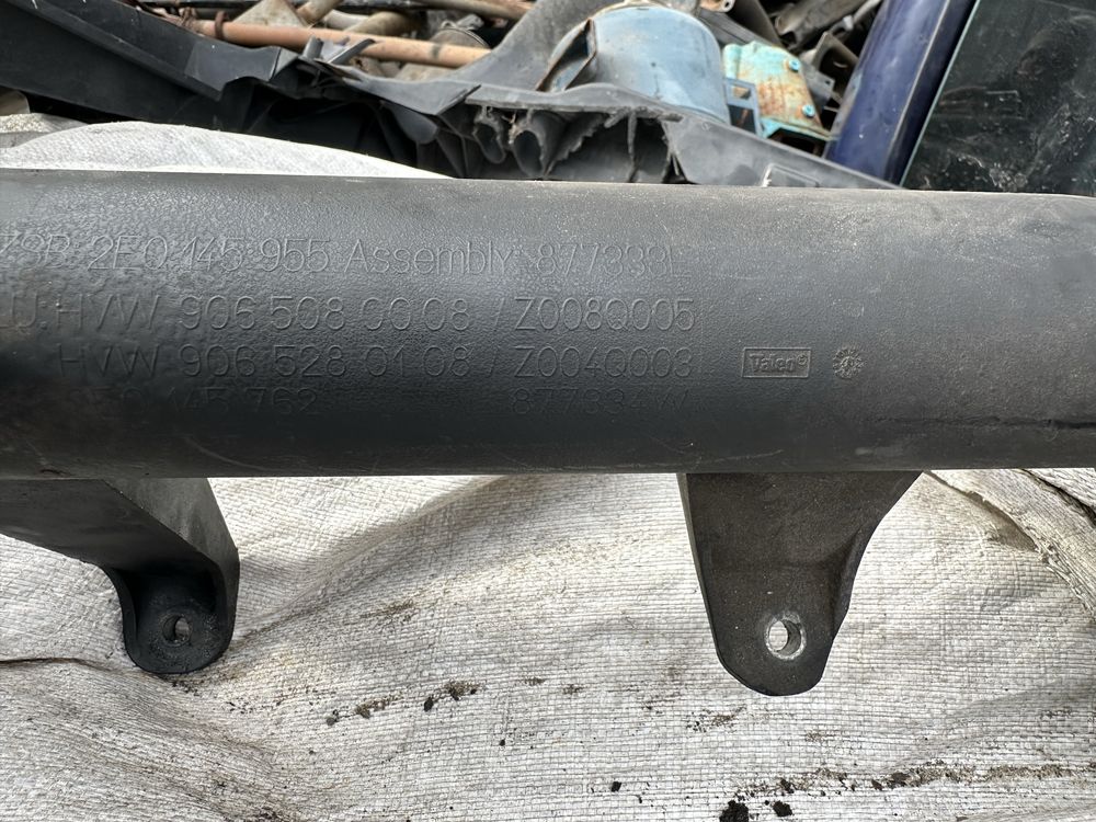 Патрубок интеркуллера 2.5 TDI Volkswagen Crafter 9065080008 2E0145955
