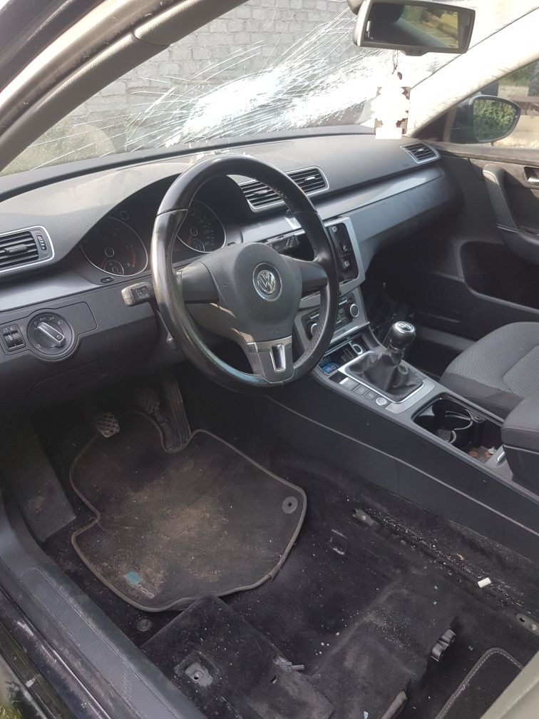 Deska pasy poduszki passat b7