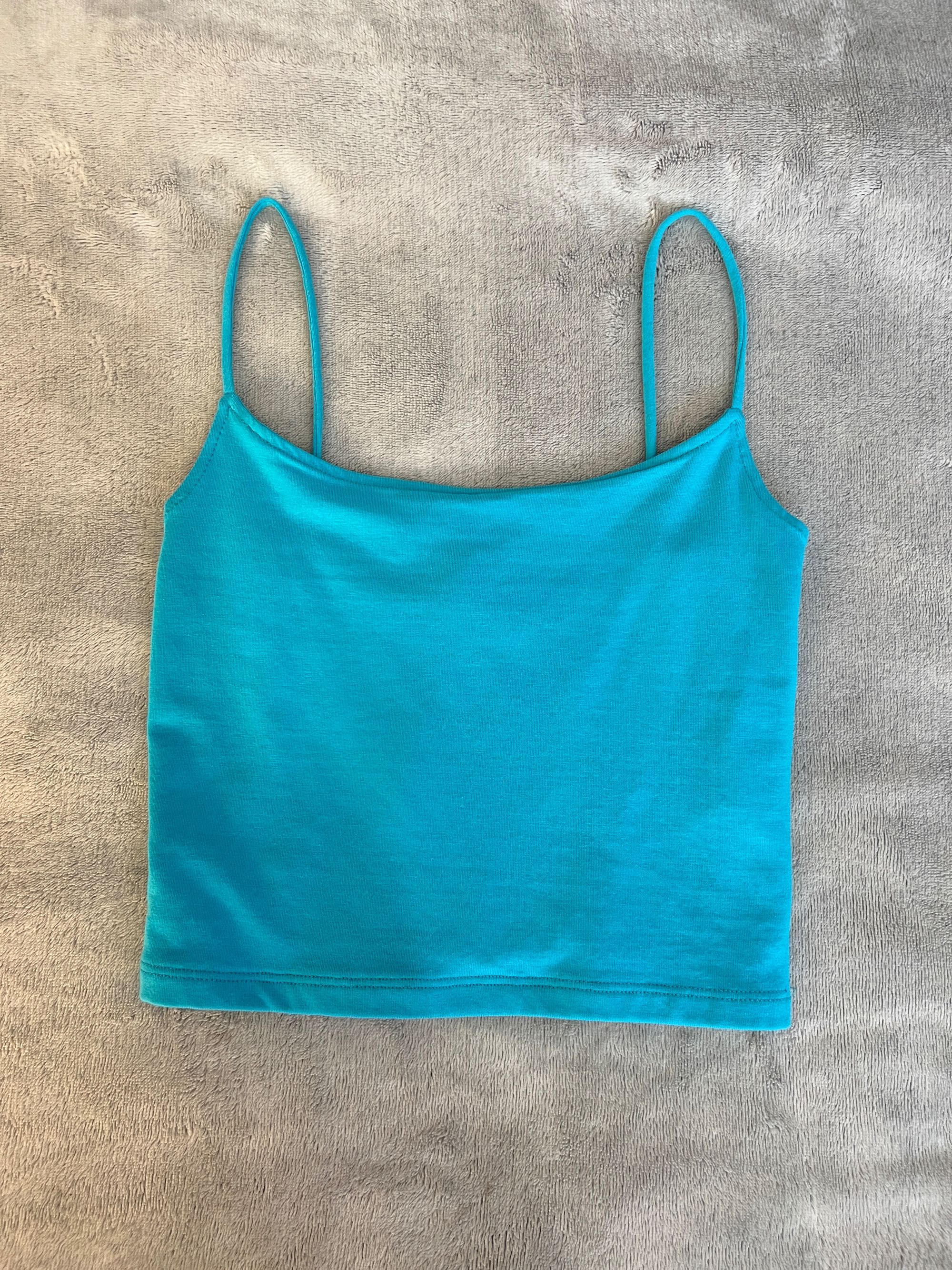 Top na ramiączkach / crop top/krótka koszulka na ramiączkach niebieska