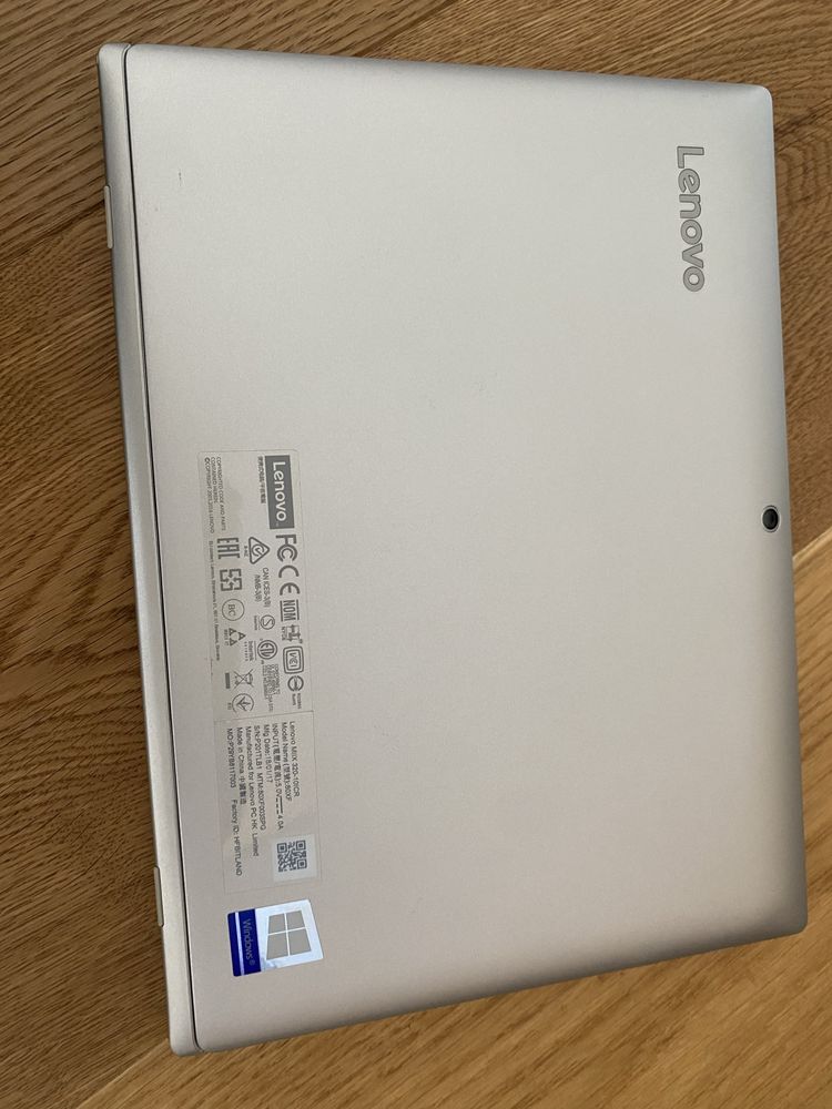 Lenovo MIIX 320-10