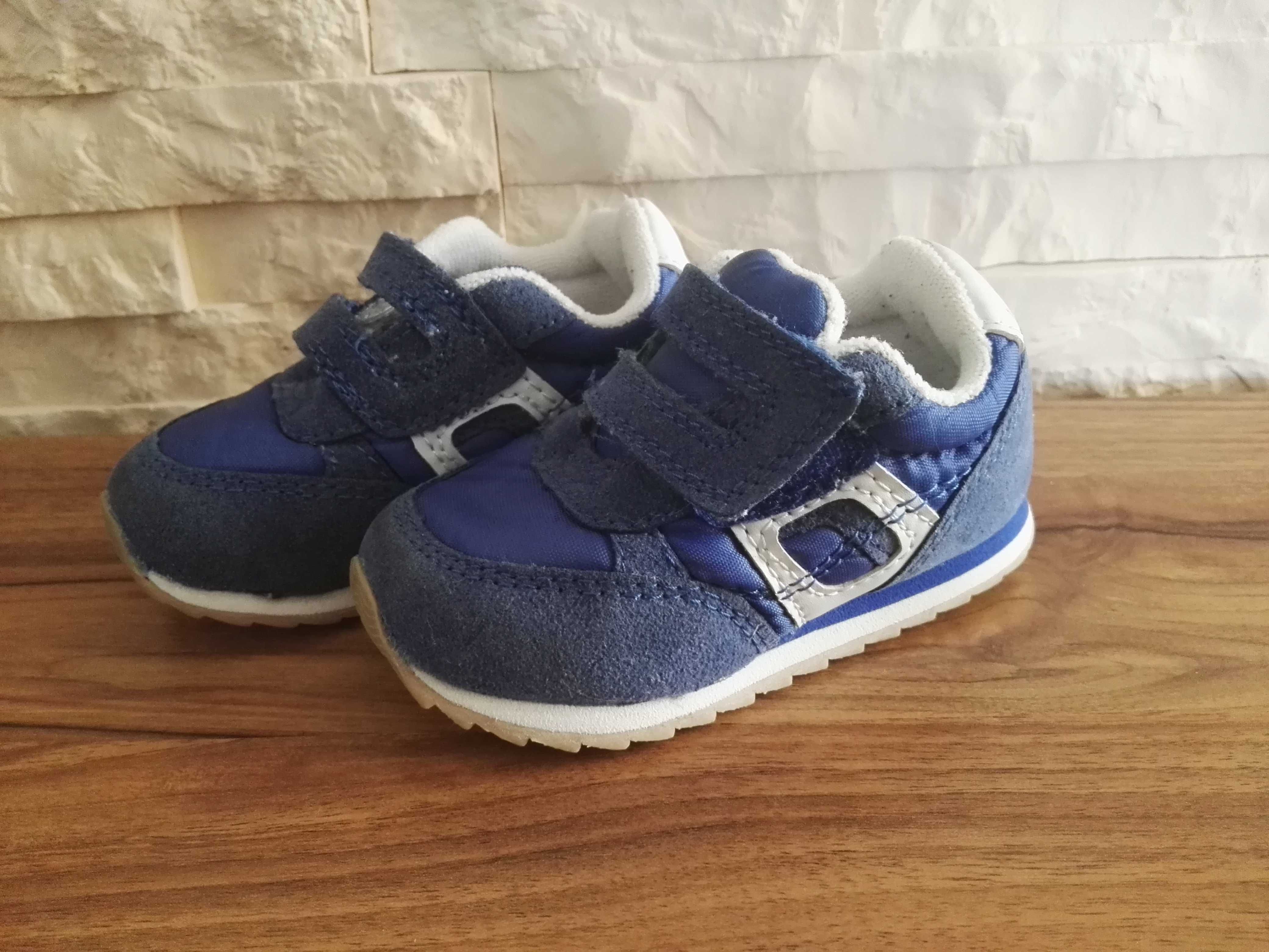 Adidaski chłopięce 20 Mothercare buty chłopięce adidasy na rzepy