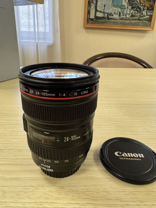 Canon EF 24–105mm f/4L IS USM + чохол + бленда