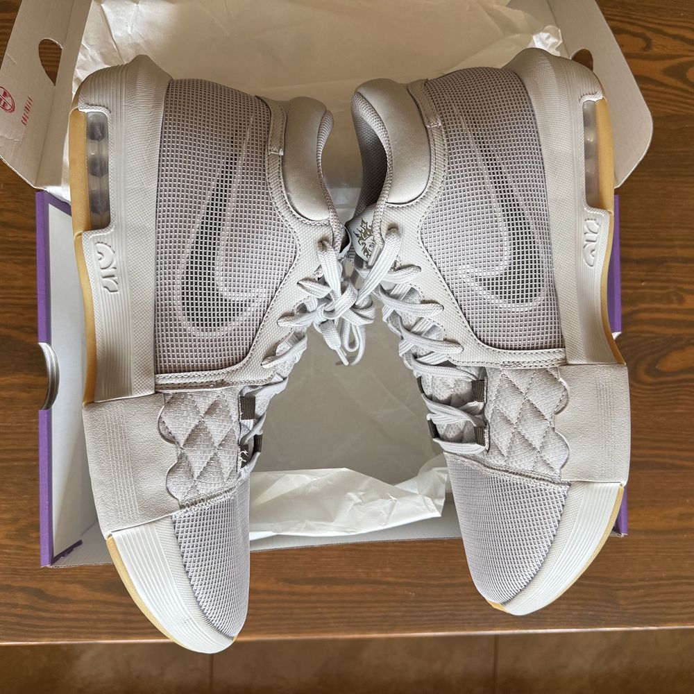 Нові Баскетбольні кросівки Nike Lebron Witness Vlll ( Розмір 47.5)