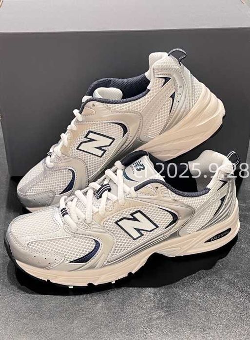 ButyDamskie New‍ Balance‍ 530 Biały‍ Uniseks Roz.40