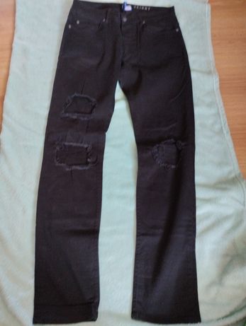 Spodnie dżinsy,czarne,dziury r.32