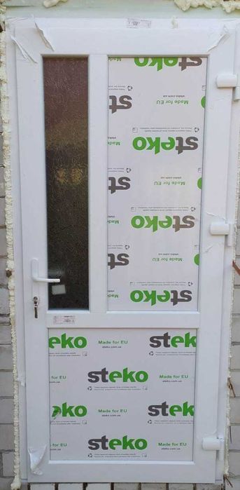 Продам Двері6300грн Вікна1300 , металопластикові Окна, двери Чугуїв