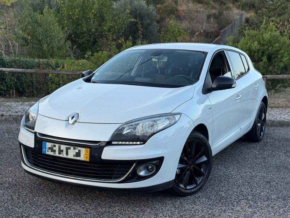 RENAULT MEGANE 1.5 DCI (Gasóleo) Bose Edition 2012