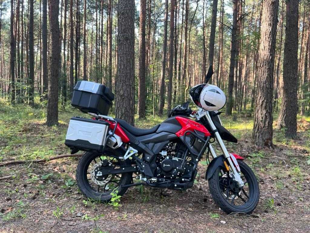 Wynajem motocykli na kat B. Wypożyczalnia Junak RX one 125ccm