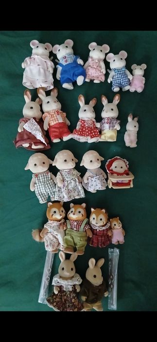 Набры Sуlvanian Families cемьи зверят.Коляска с малышами.