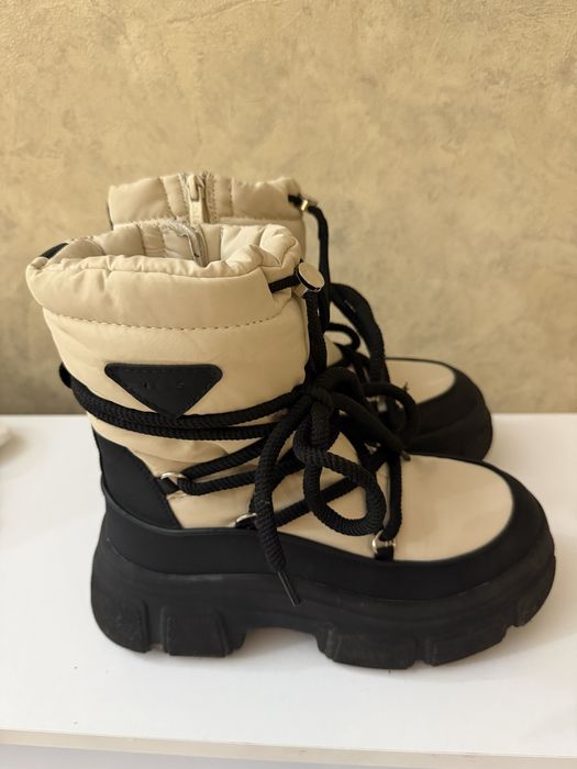 Зимові сапоги (чоботи) на дівчинку 35р