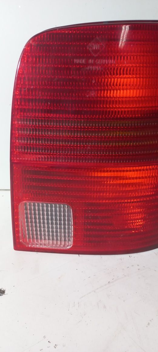 Vw passat b5 kombi lampa prawa tył prawy tył