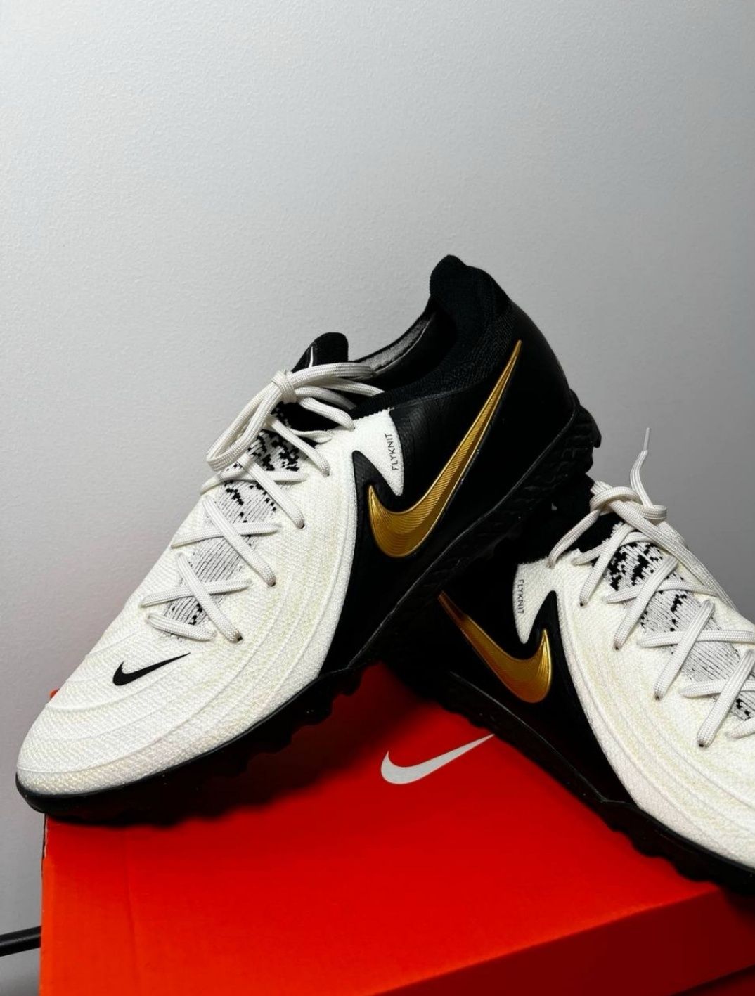 Сороконожки Nike phantom gx II pro tf довжина 28.5см