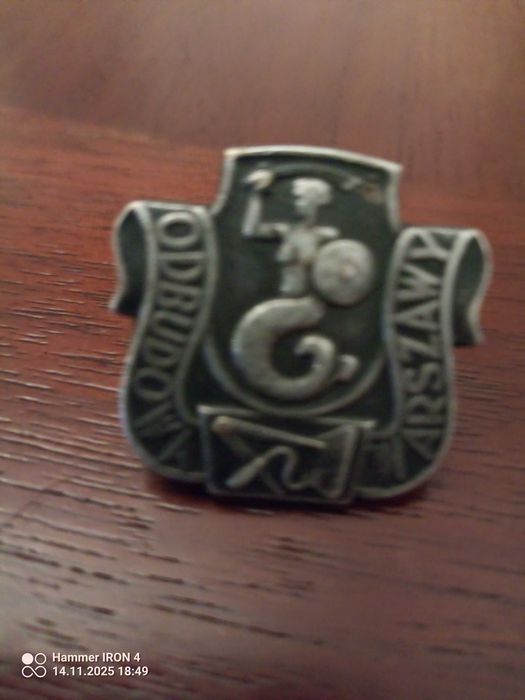 Odbudowa Warszawy- odznaka około 1955 r