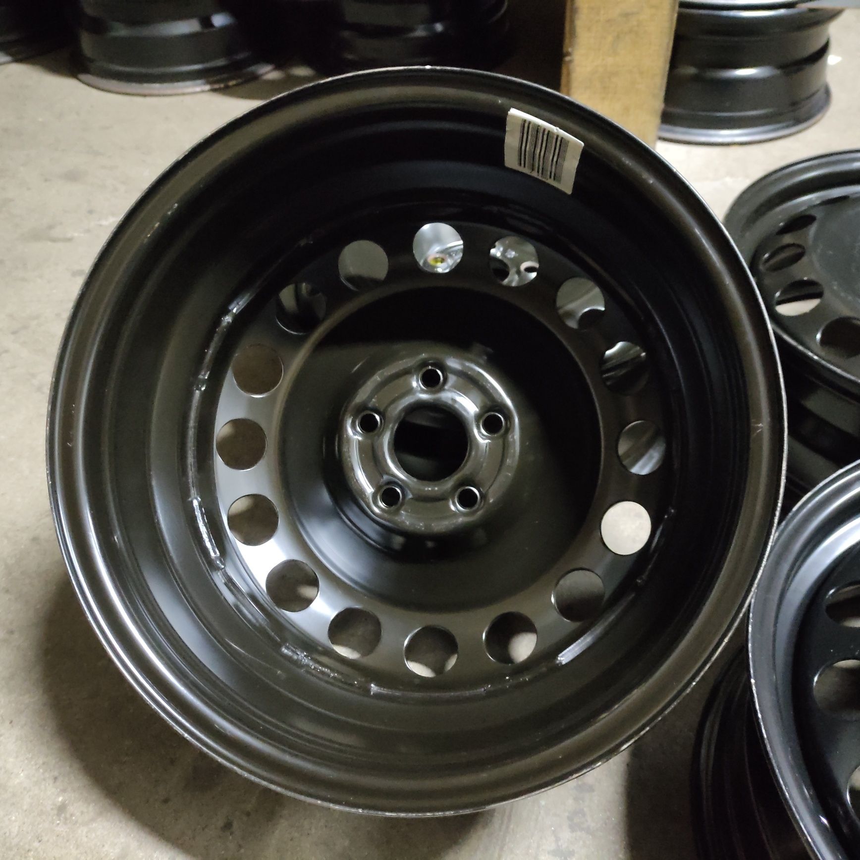Felgi stalowe A3 Leon Golf Octavia Fabia 6,5x16 ET43 5x100 FS07