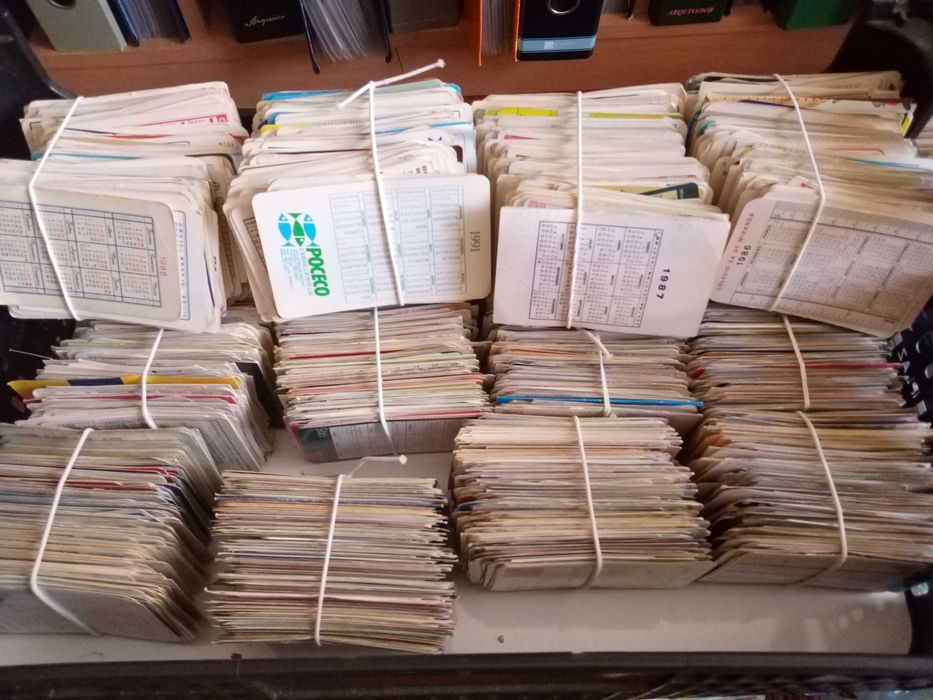 Vendo conjuntos de 1.000 ou 500 calendários
