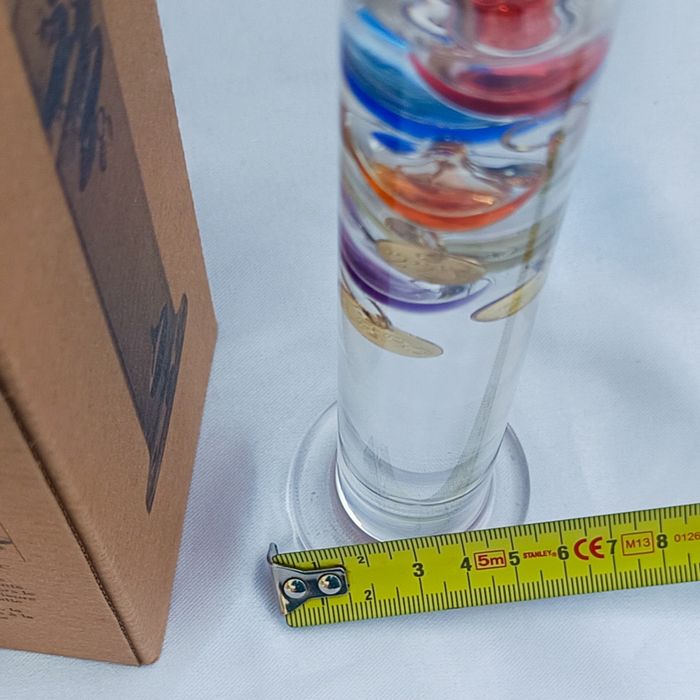 Вуличний термометр Галілея