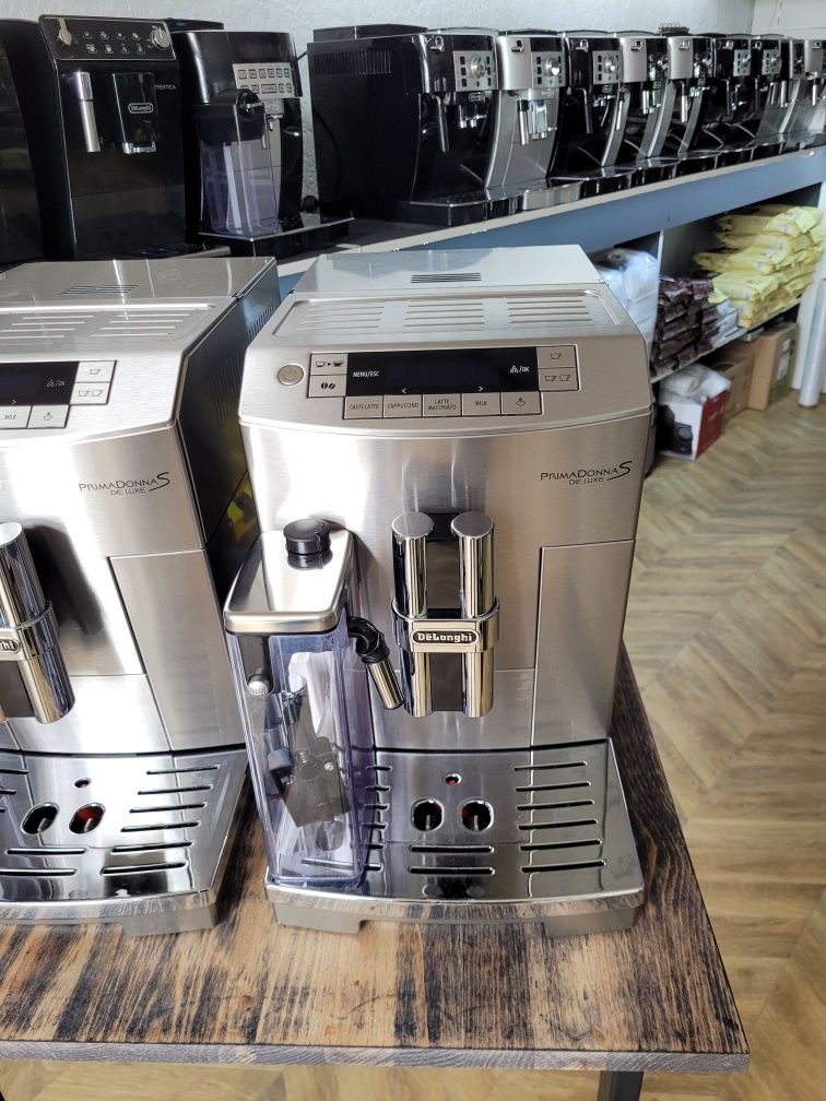 Кавомашина кофемашина кавоварка Delonghi Primadonna S,ідеал