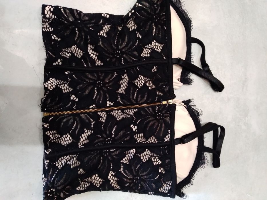 Cudny gorset rozm M miseczka B/C