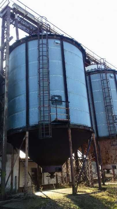 Duński młyn tarczowy Skiold  SK 5000 silnik 22 KW wydajność 5, 0 T/H