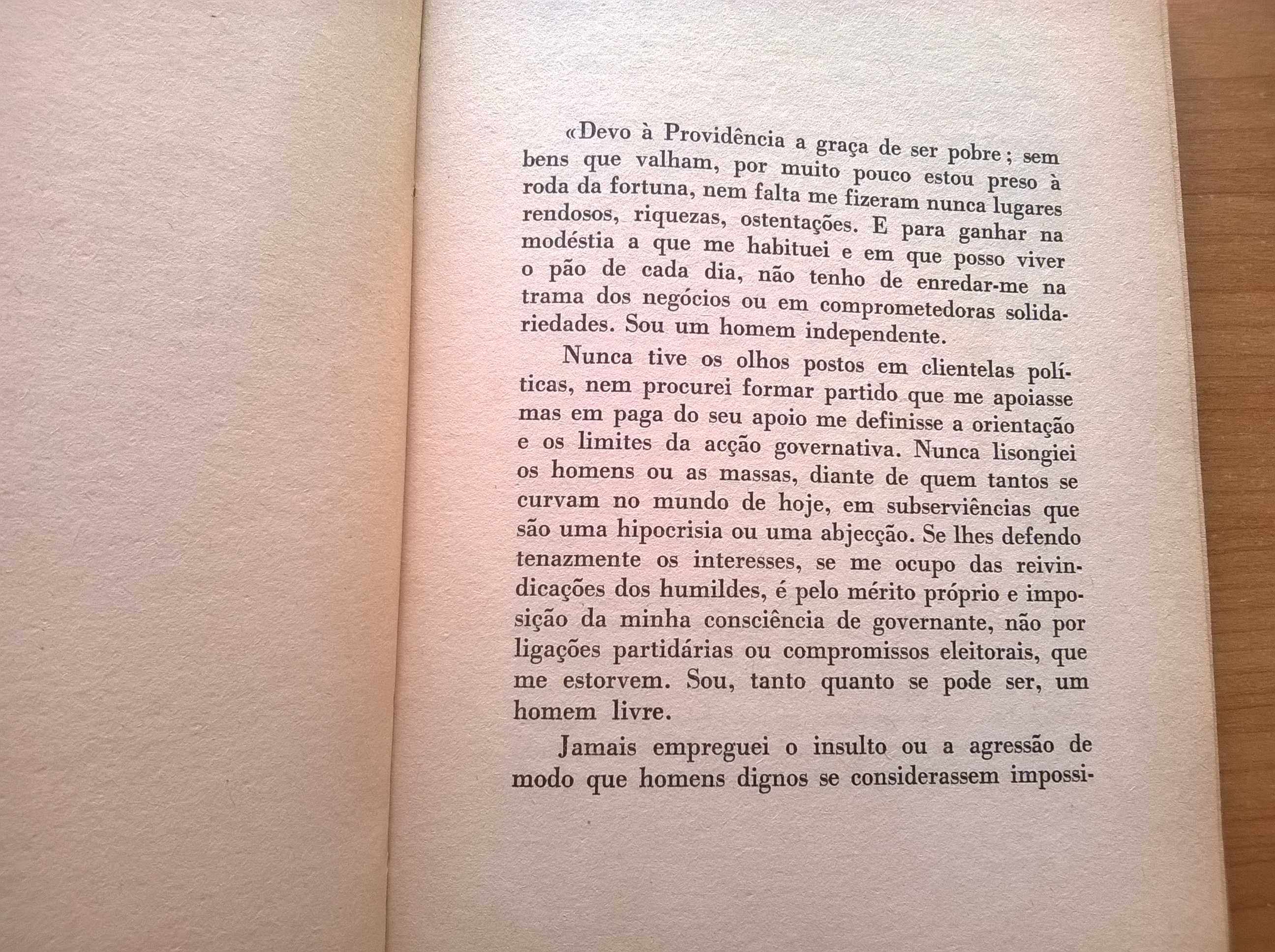 Um Homem Chamado Salazar - Ápio Garcia (portes grátis)