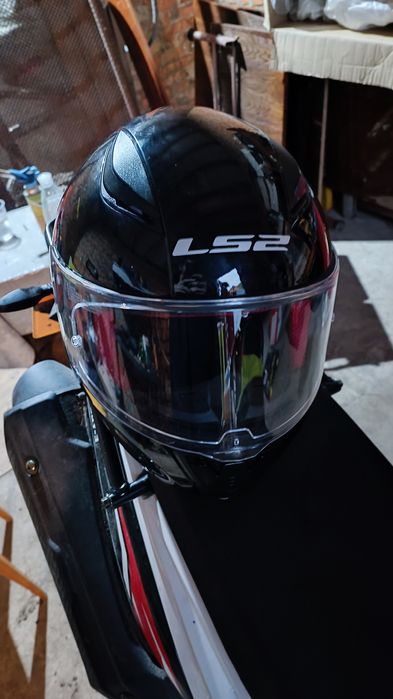 Продам мото шлем