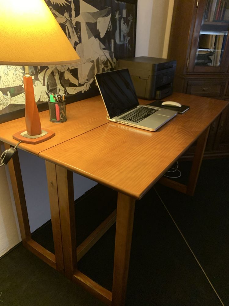 Mesa secretaria em madeira