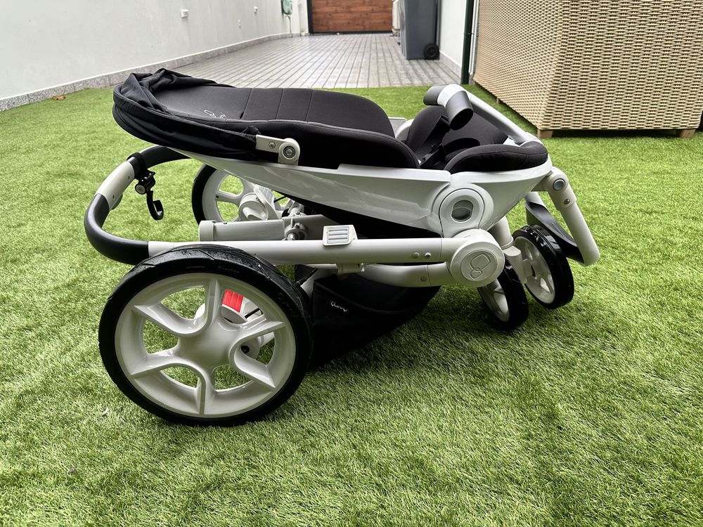 Carrinho de bebé Quinny