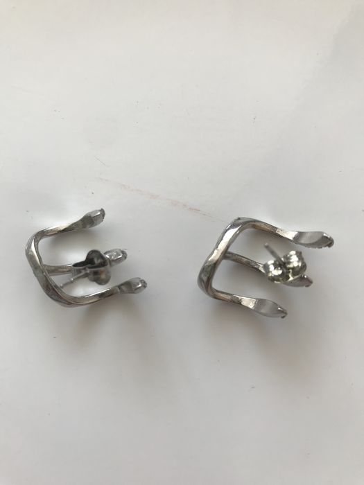 Продам оригинальные серьги