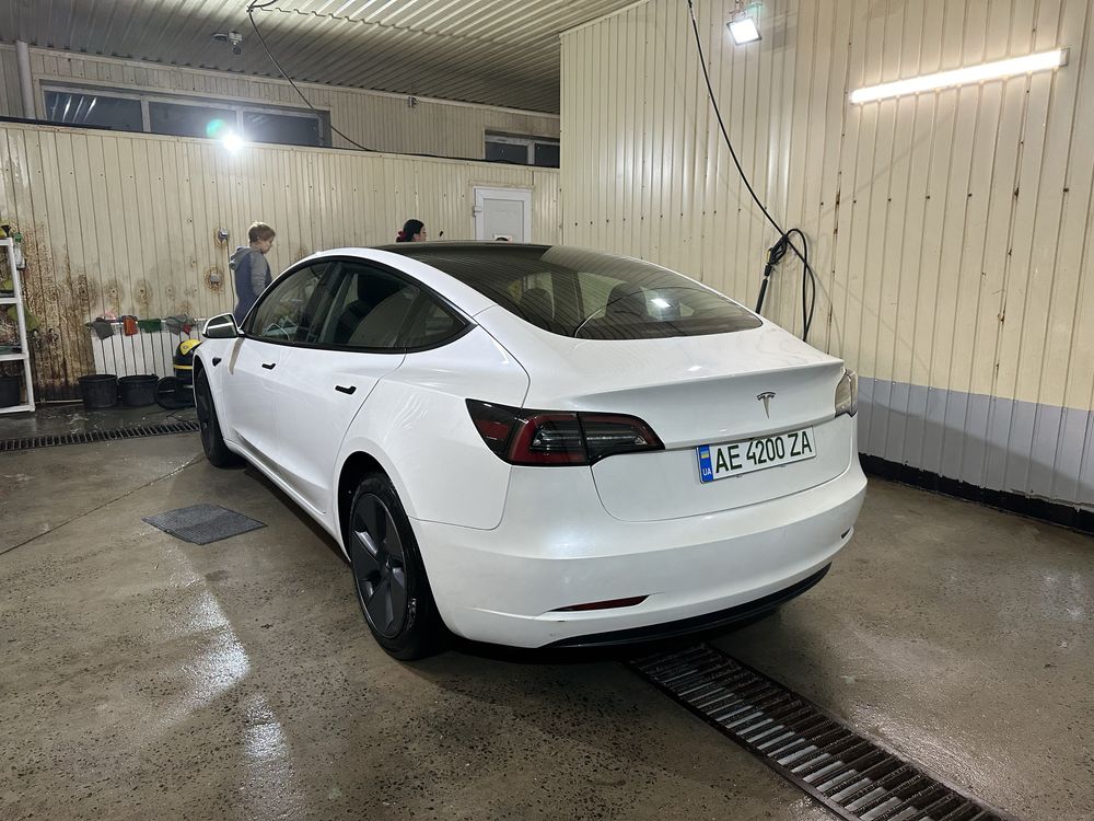 Tesla model 3 2022-2023 60 kw LFP