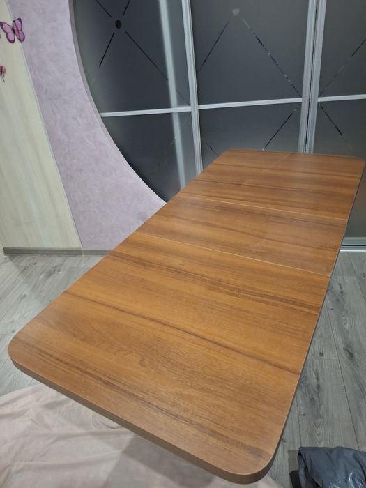 Продам стіл розкладний