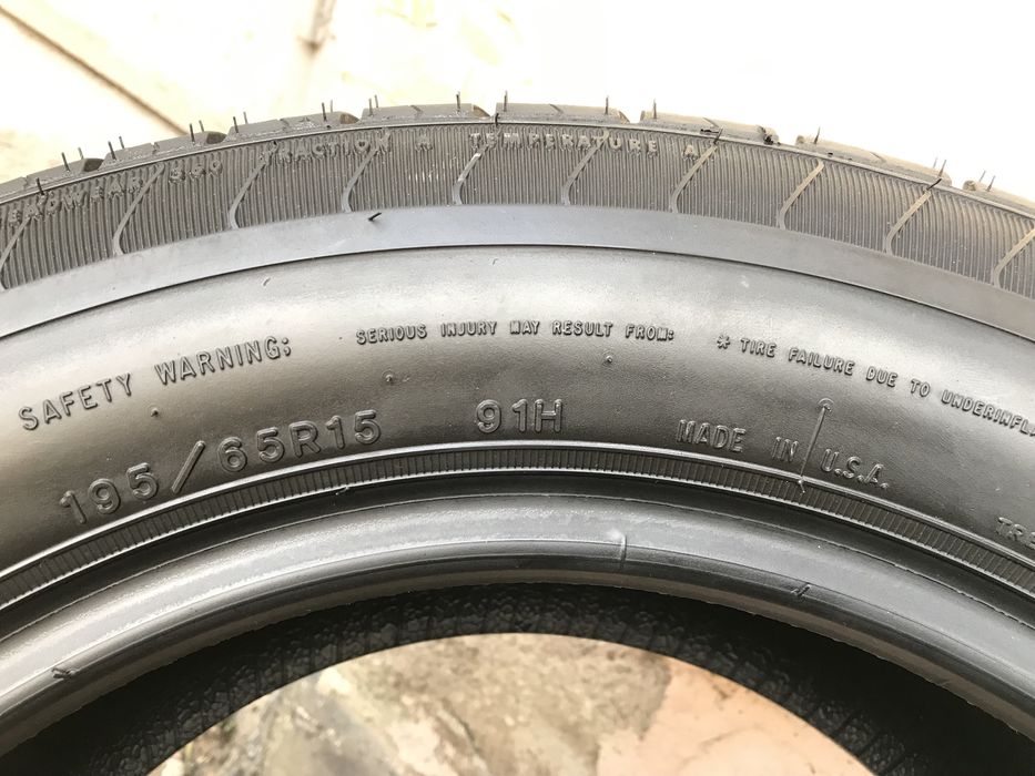Скат новий 195/65 R15 Goodyear  одна шт