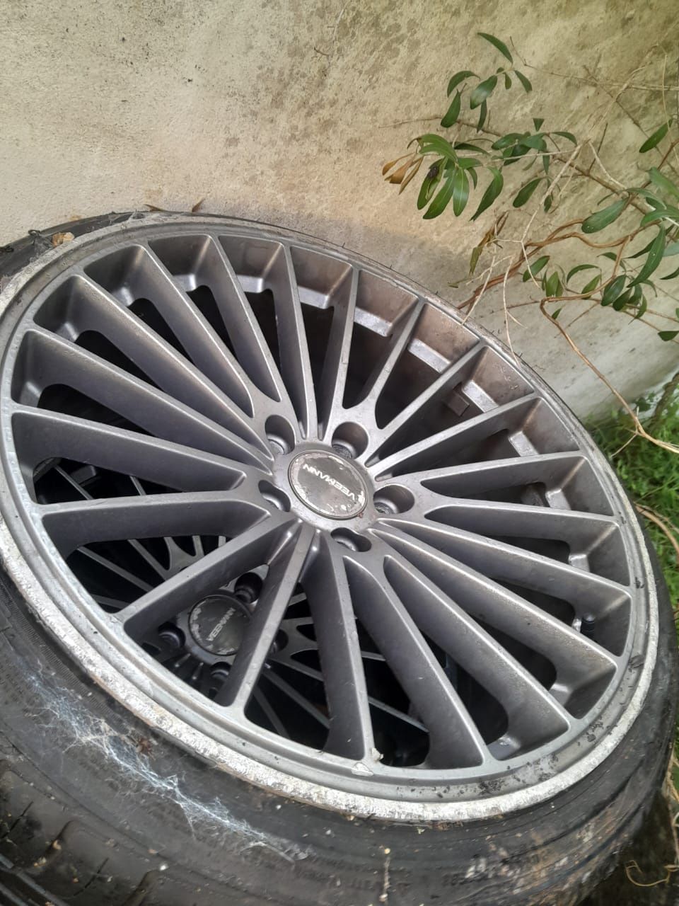 Vendo ajantes 19 por bom preço