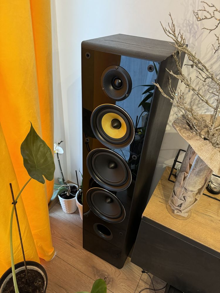 Zestaw amplituner PIONEER VSX-322-K + 2x kolumna TAGA HARMONY TAV-606F