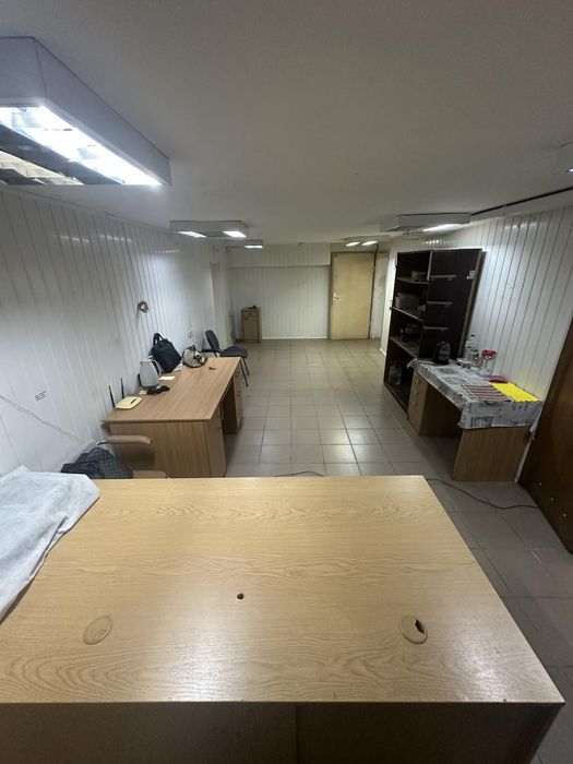 Без% фасадне приміщення 57м² Севастопольска площа