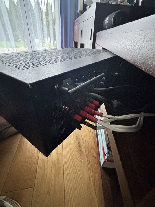 Amplituner Yamaha music cast RX-V4a