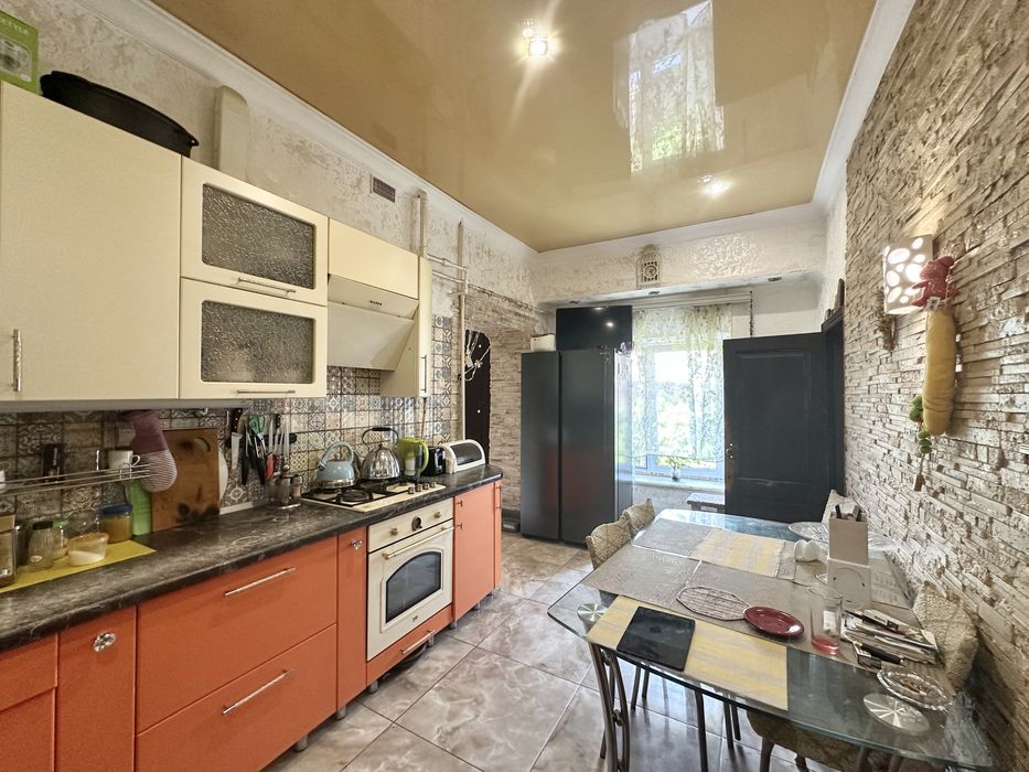 Продам квартиру 122 кв.м Асташкина/Тираспольская