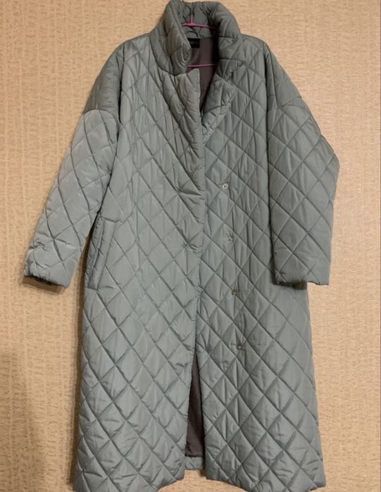 Пальто жіноче стьобане сіро -блакитного кольору 52-54 розмір