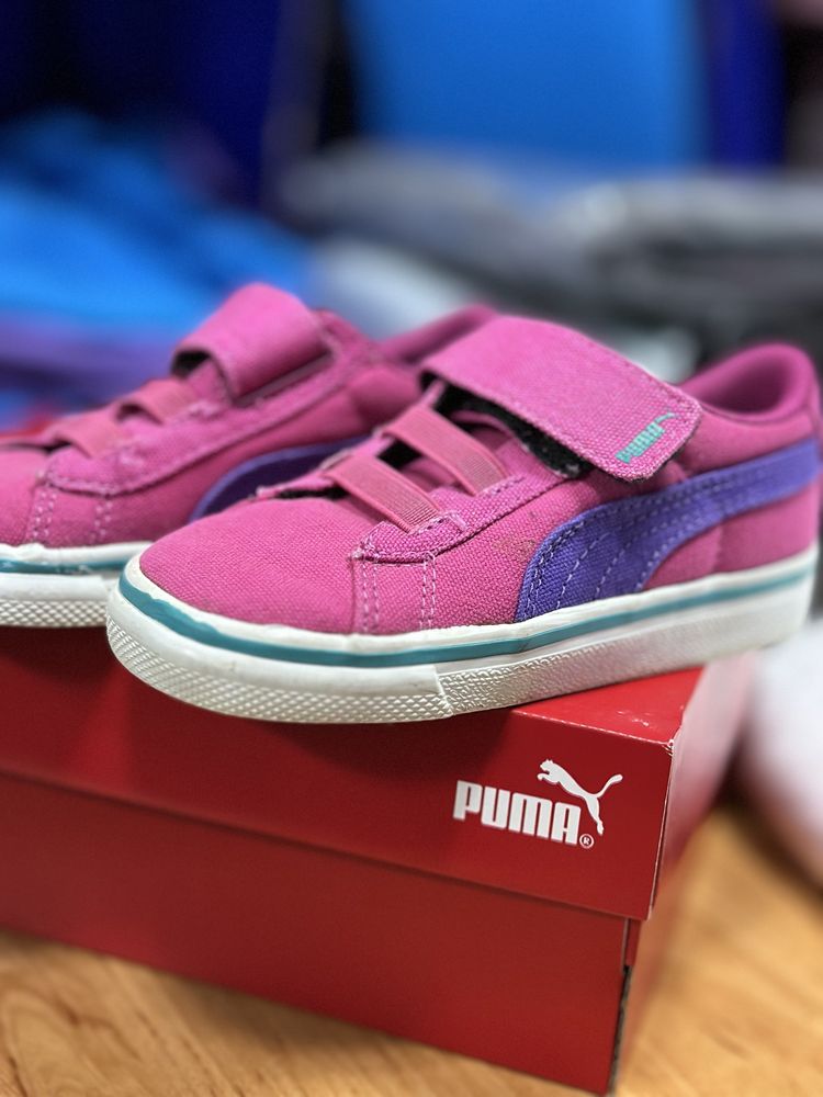 Кросівки  Puma , Nike для дівчинки