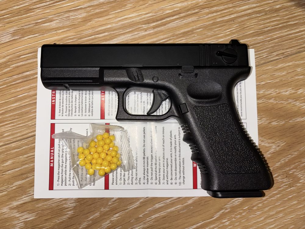 Pistola Airsoft Glock 18 com Ferrolho Metálico – 250 FPS, 12 BBs