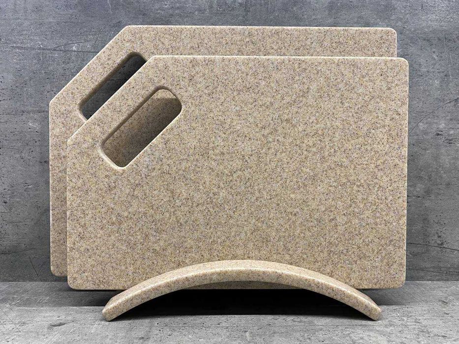 Кухонная дощечка, разделочная доска для кухни из искусственного камня.