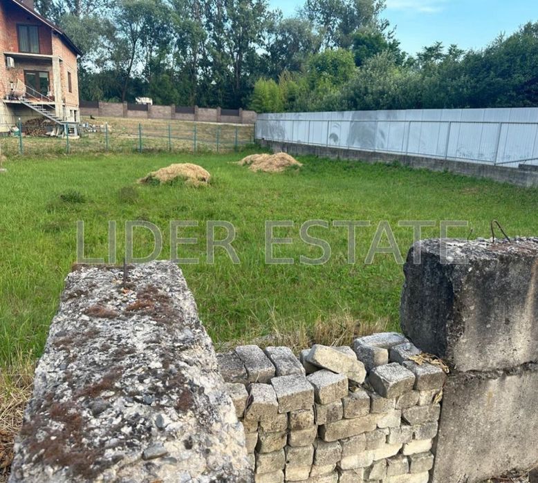 Ділянка в Оноківцях