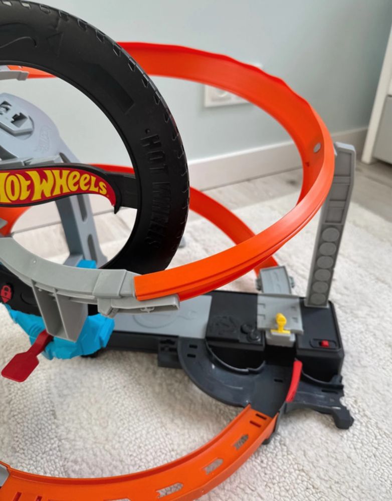 Hot Wheels, City