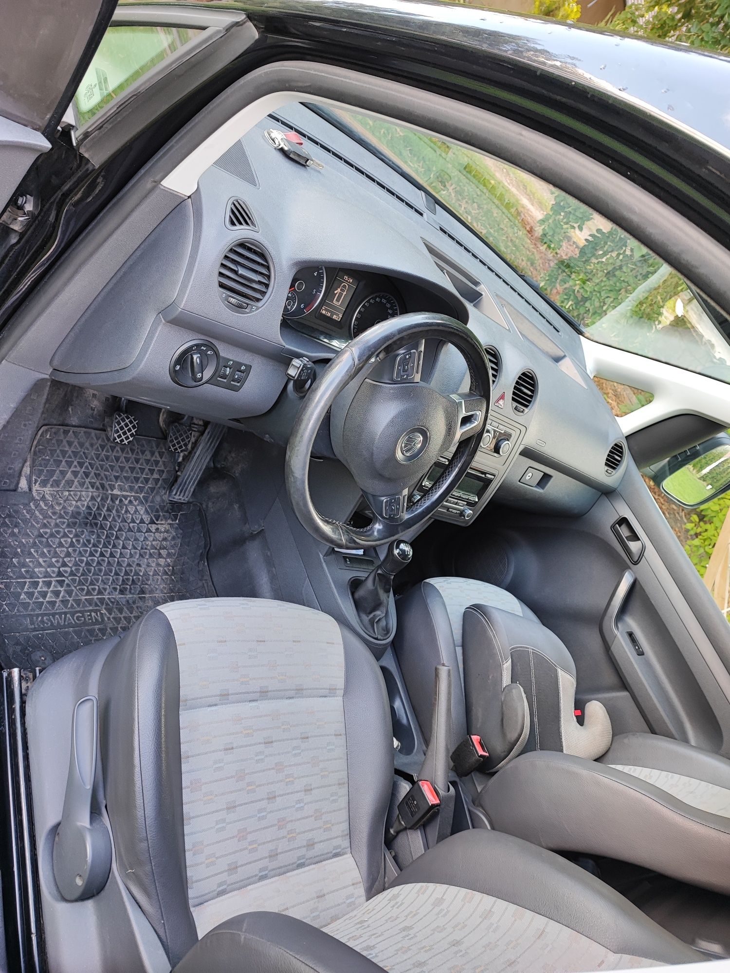 VW Caddy 1.6 diesel 2013rok