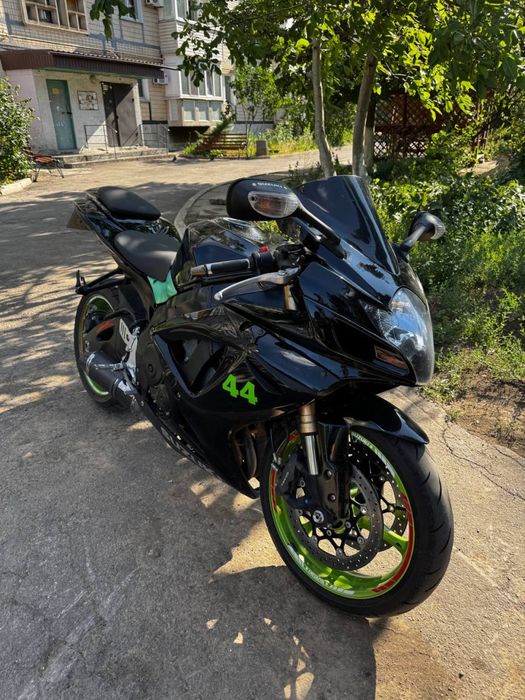 Suzuki gsx-r 600 k7