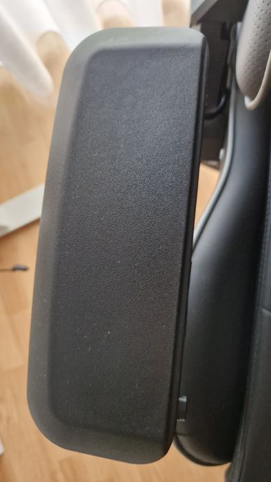 Cadeira Gaming MSI | pele sintética