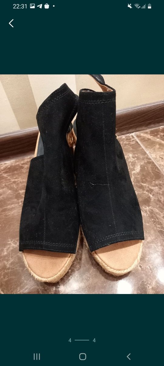 Босоножки от River Island.размер 39