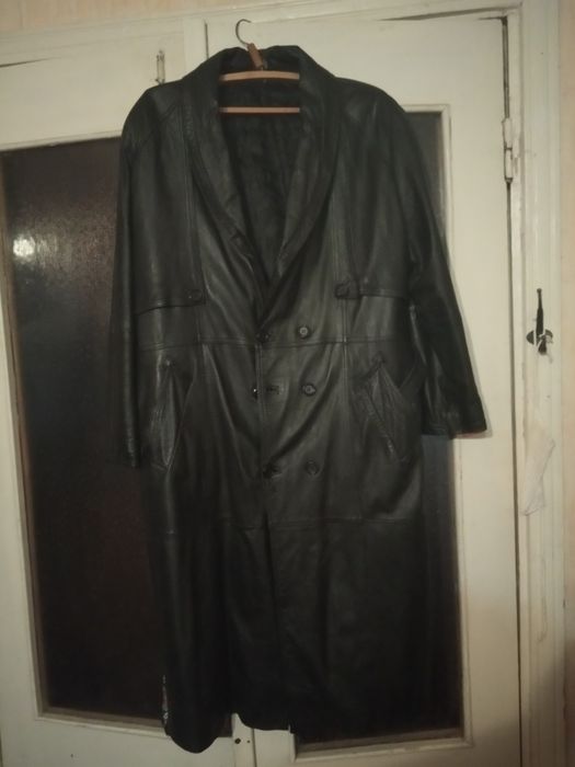 Плащ кожаный