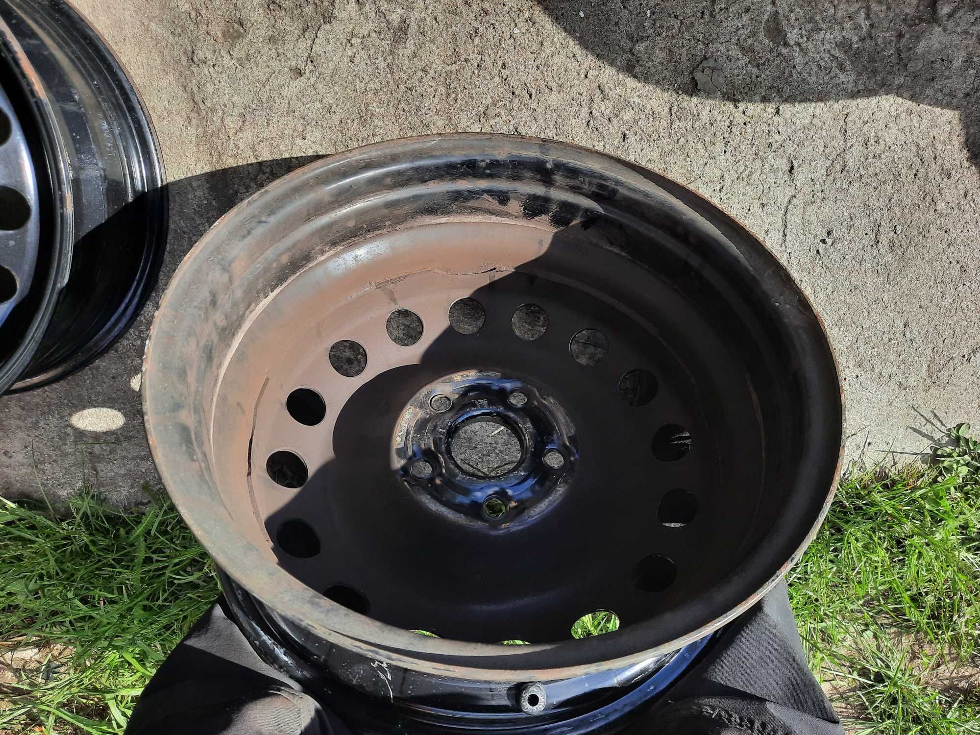 Niemieckie felgi stalowe VW Golf V SKODA Octavia 16" 5x112x57,1 ET 50