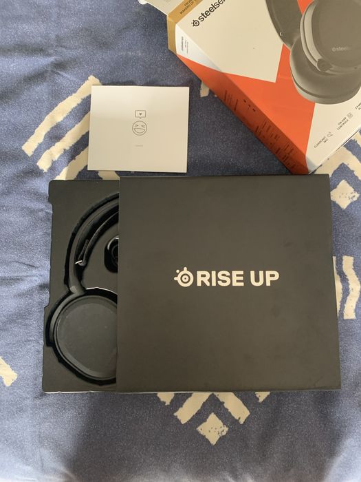 Fones Steelseries Arctis 3